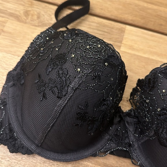 VICTORIA’S SECRET ⭐️  bra bundle - Picture 8 of 9